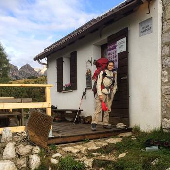 Honorable mention to the coolest #alpine hut of the #AltaVia : Sommariva al Pramperet. Still a hut, not an hotel!